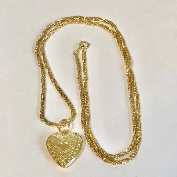 Vintage Victorian Heart Locket Necklace Gold Plated 24" Chain Photo Picture - Picture 7 of 10